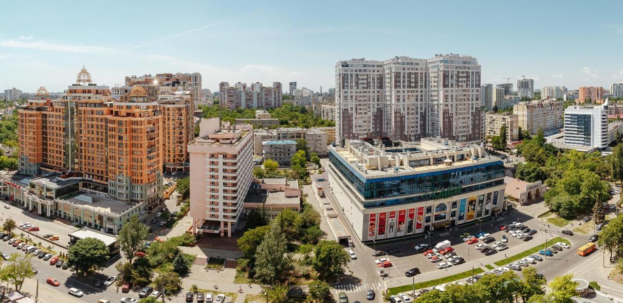 White Apartment In 12 Floor أوديسا المظهر الخارجي الصورة